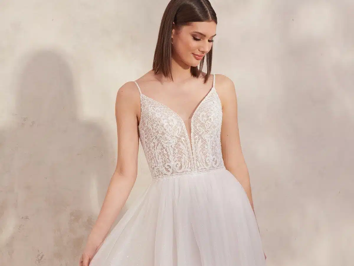 Trouver la robe courte parfaite pour votre mariage